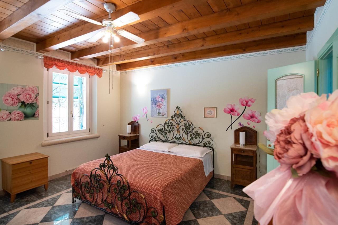 Villa Mari 蒙塔尼亚纳 外观 照片