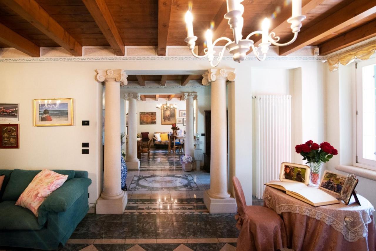 Villa Mari 蒙塔尼亚纳 外观 照片